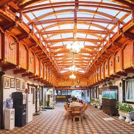 Hotel Vila Adr Sebeş Exteriér fotografie